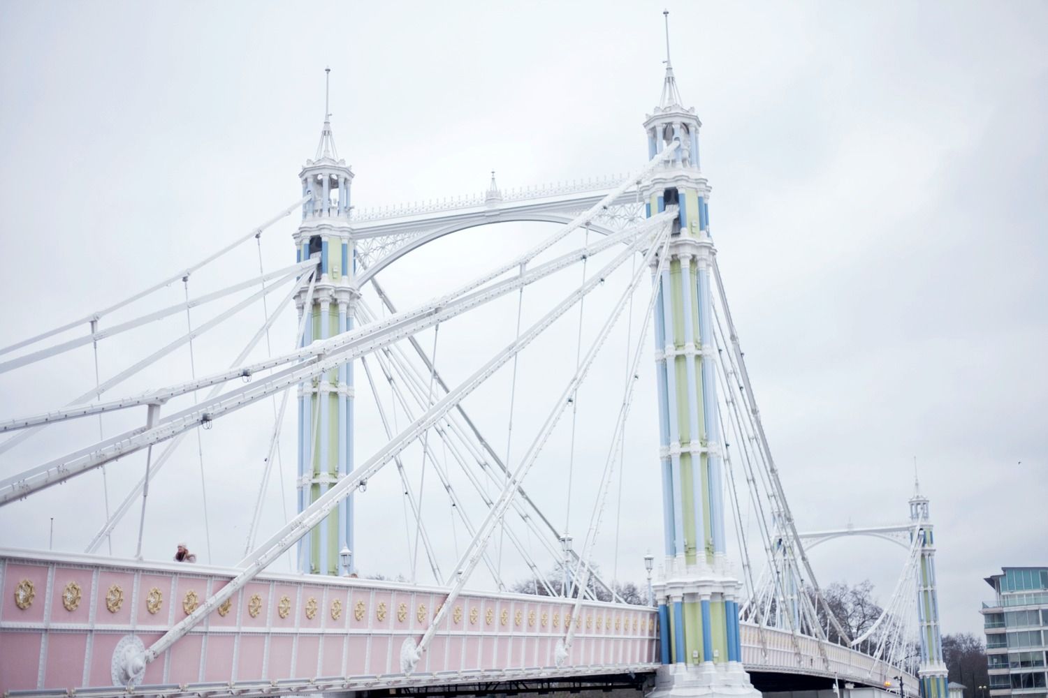  photo battersea-albert-bridge_zpsvedthclz.jpg