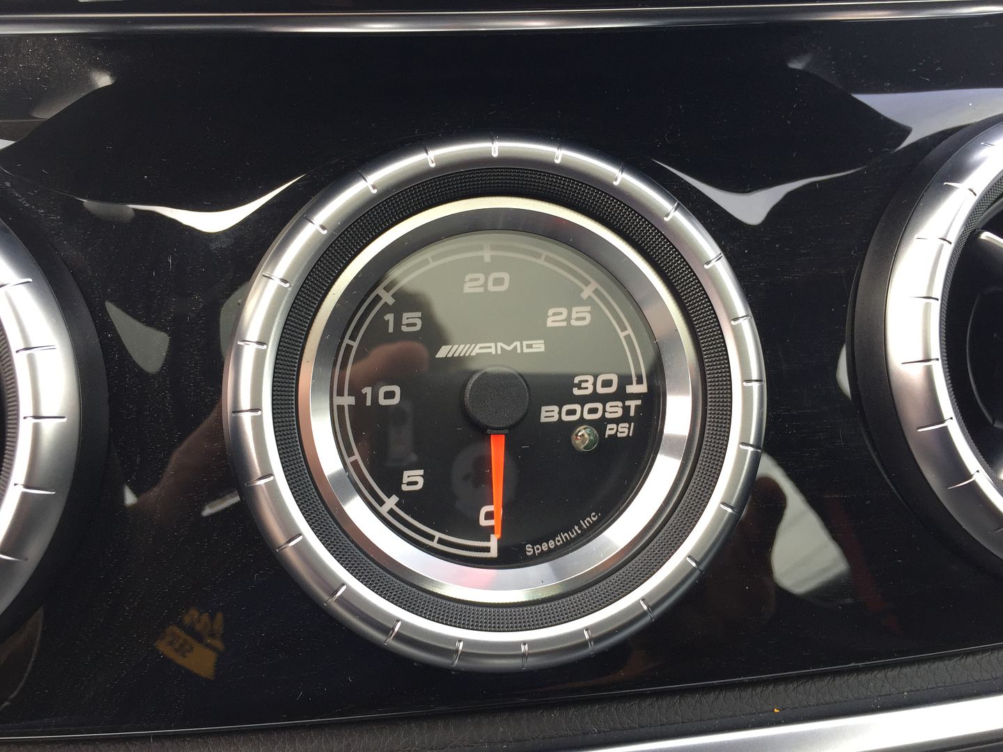 installed new boost gauge Mercedes CLA Forum