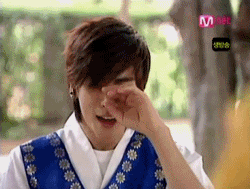 jonghyun gif shinee