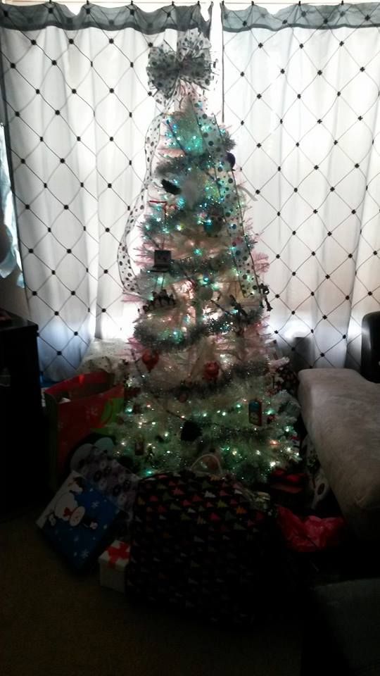 Our Charlie Brown Tree photo 1468570_10202916106572659_1341966650_n_zpsd1b11fec.jpg