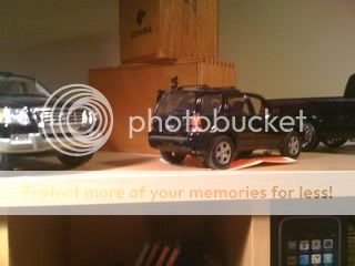 2006 Ford escape die cast model #4